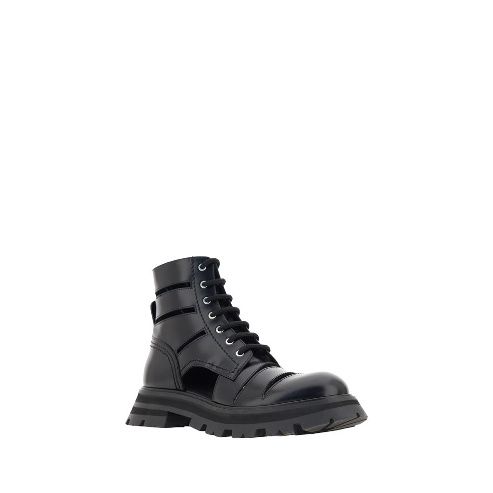 Alexander McQueen Black Calf Leather Bos Taurus Lace-Up Boots Alexander McQueen