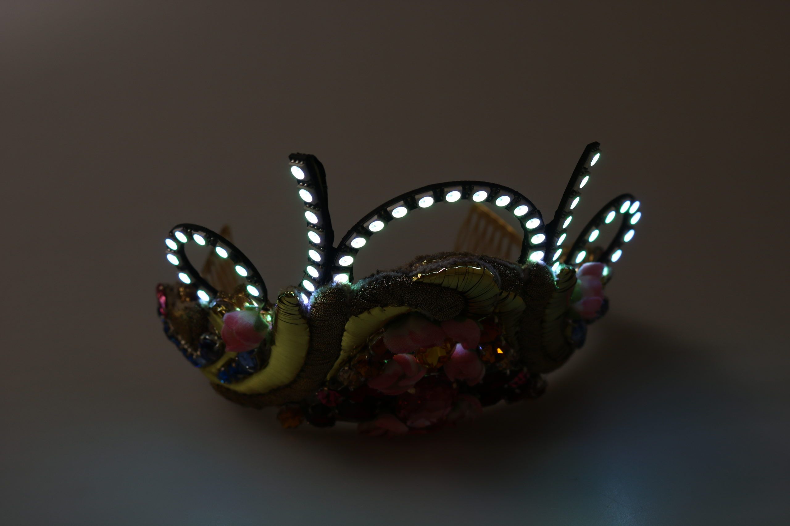 Dolce & Gabbana Gold Brass Floral Crystals LED Lights Crown Tiara Diadem Dolce & Gabbana