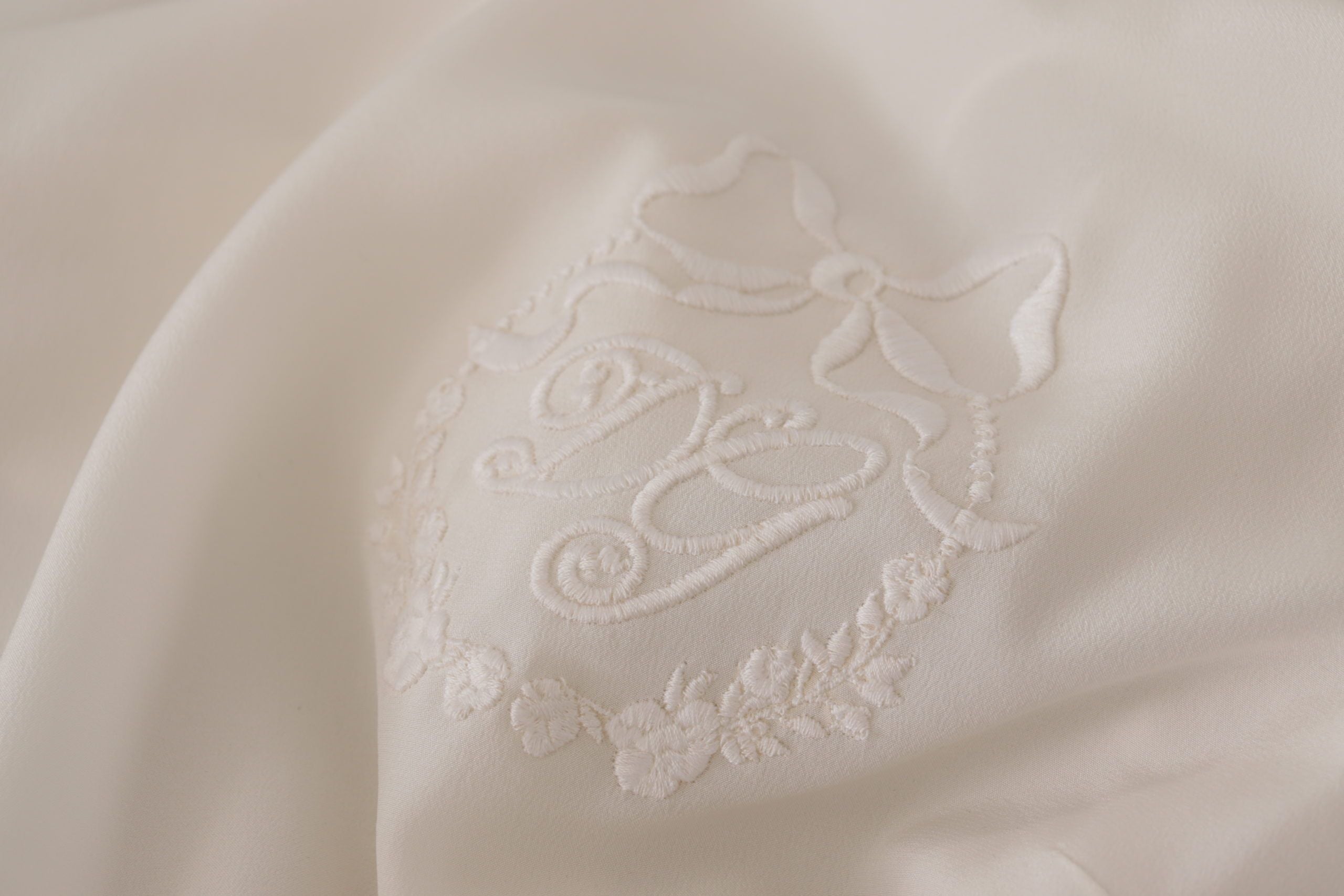 Dolce & Gabbana White Silk DG Logo Embroidered Long Sleeves Blouse Dolce & Gabbana