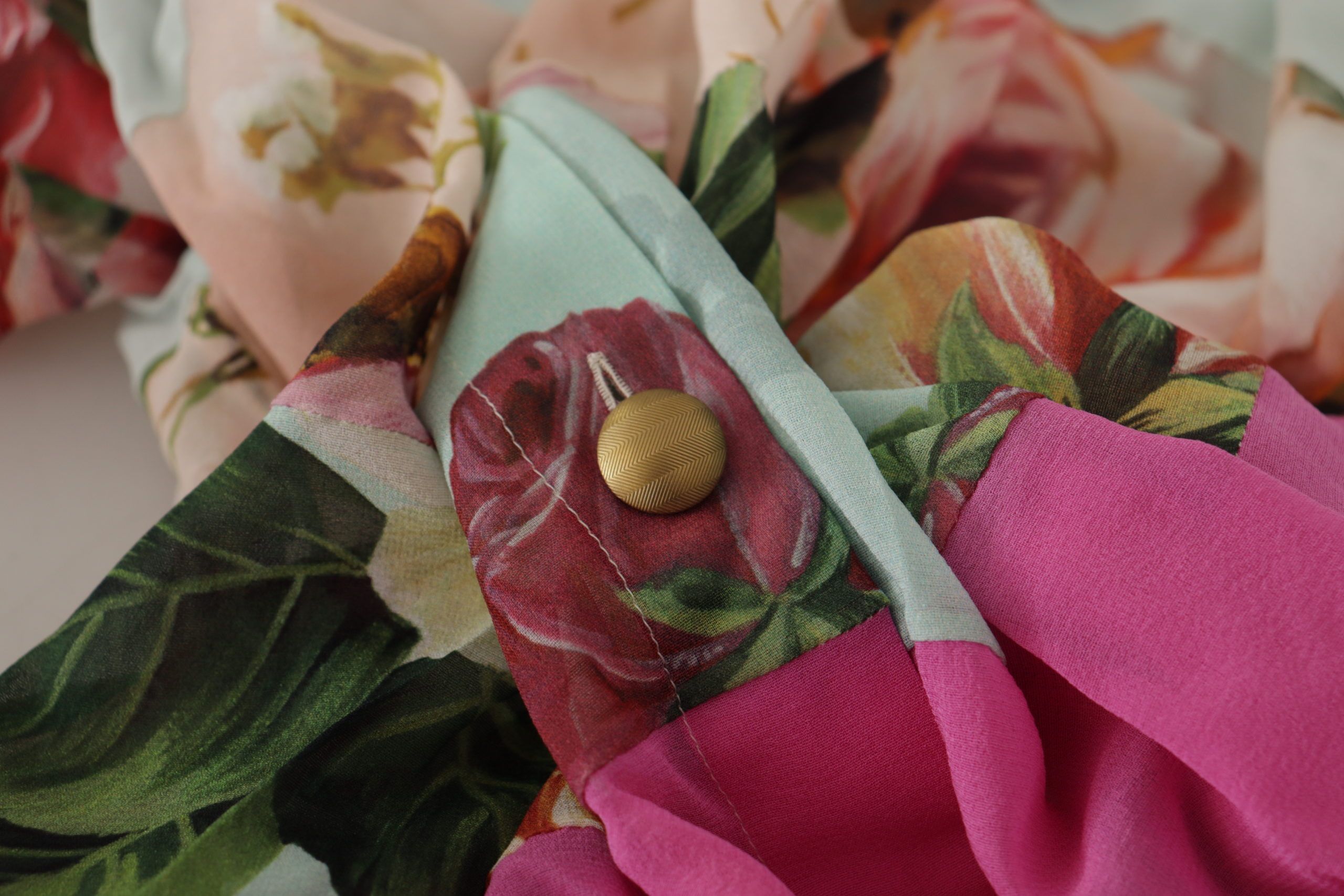 Dolce & Gabbana Multicolor Floral Patchwork Design Ascot Collar Top Blouse Dolce & Gabbana