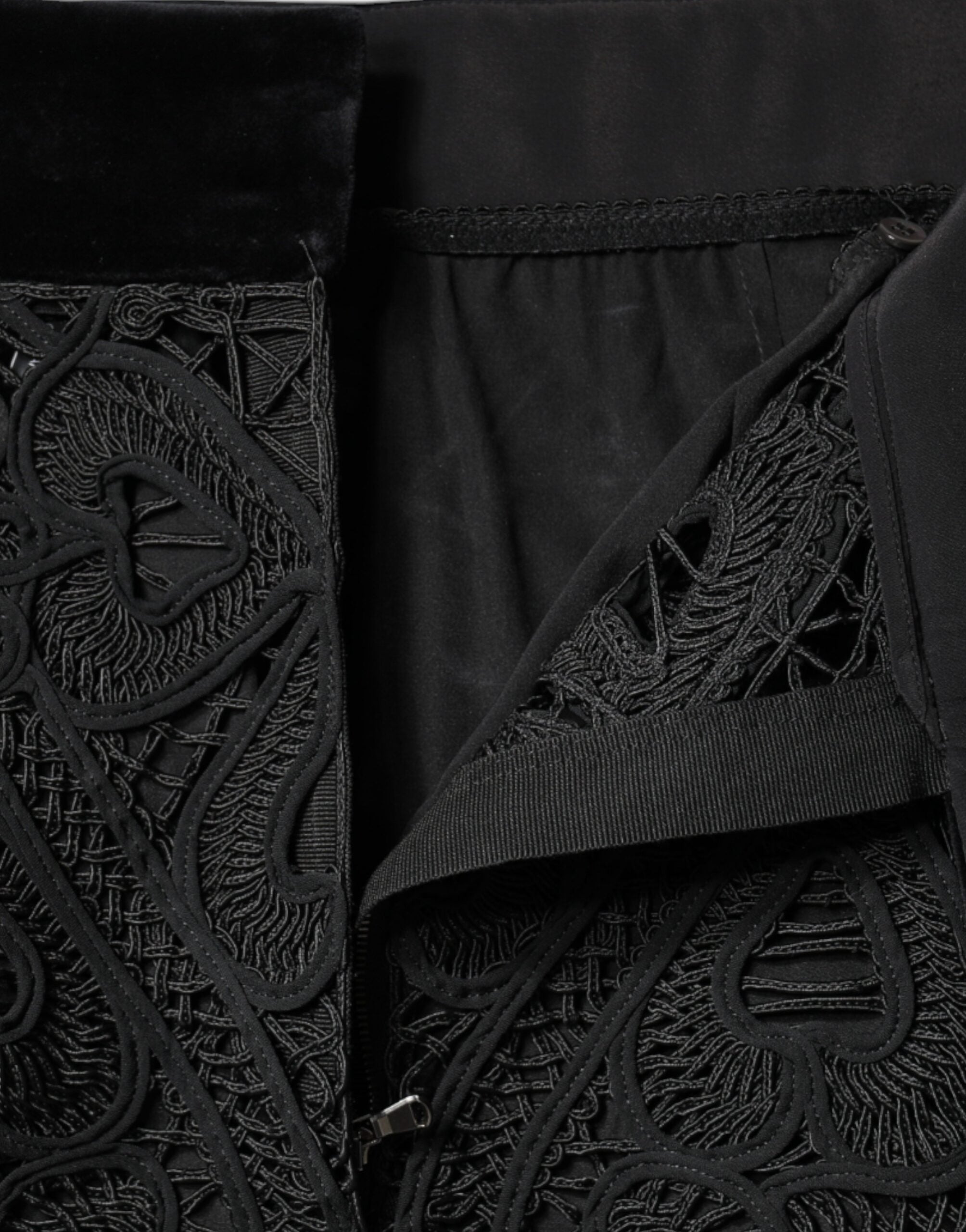 Dolce & Gabbana Black Floral Lace HighWaist Pencil Cut Skirt Dolce & Gabbana