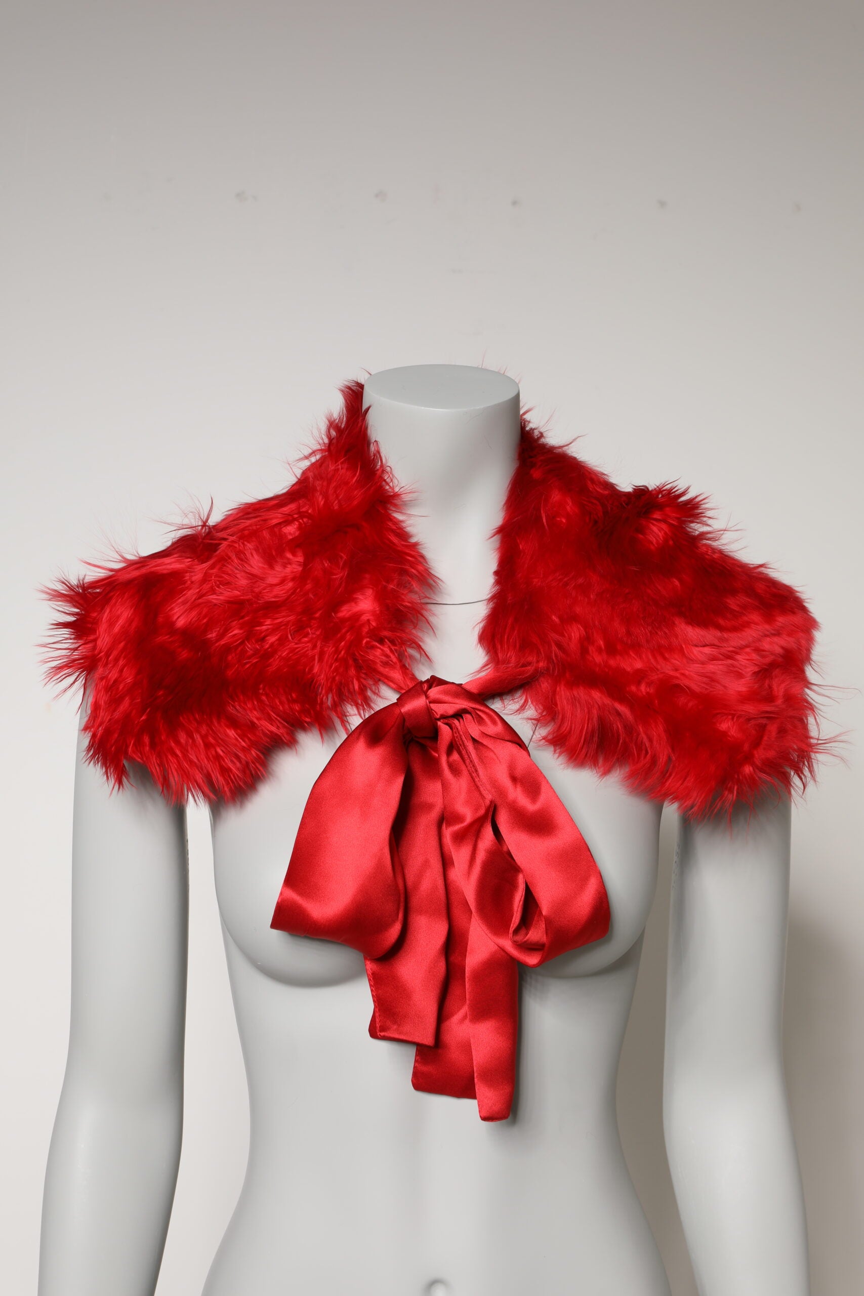 Dolce & Gabbana Red Alpaca Fur Women Neck Warmer Winter Scarf Dolce & Gabbana