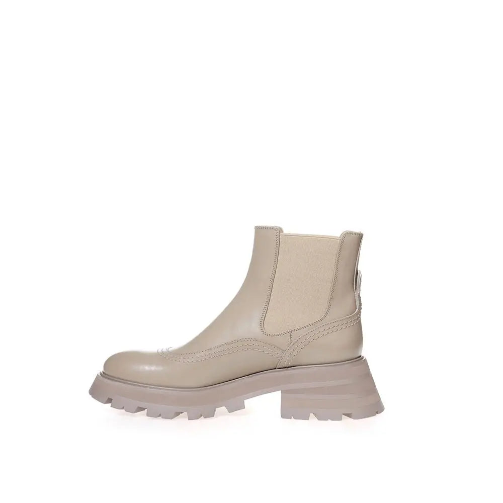 Alexander McQueen Beige Leather Chelsea Boots Alexander McQueen