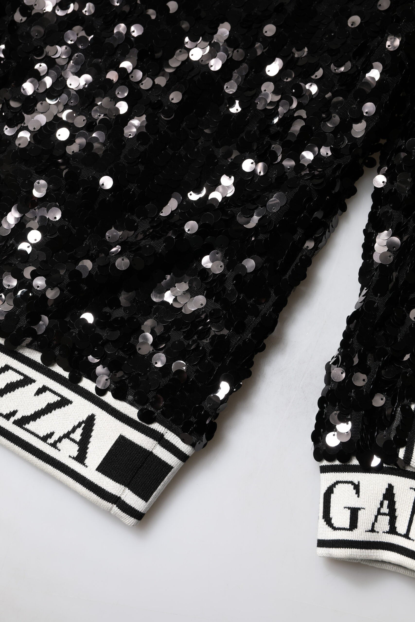 Dolce & Gabbana Black DG Queen Sequin Pullover Sweater Dolce & Gabbana