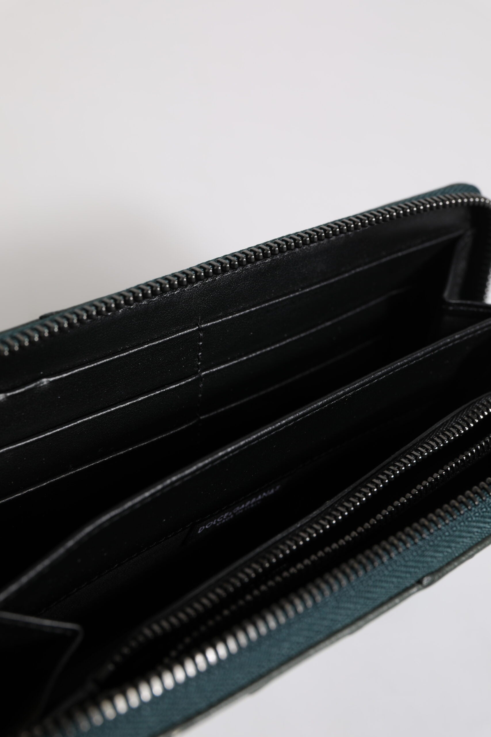 Dolce & Gabbana Green Ostrich Logo Plaque Zip Around Continental Wallet Dolce & Gabbana