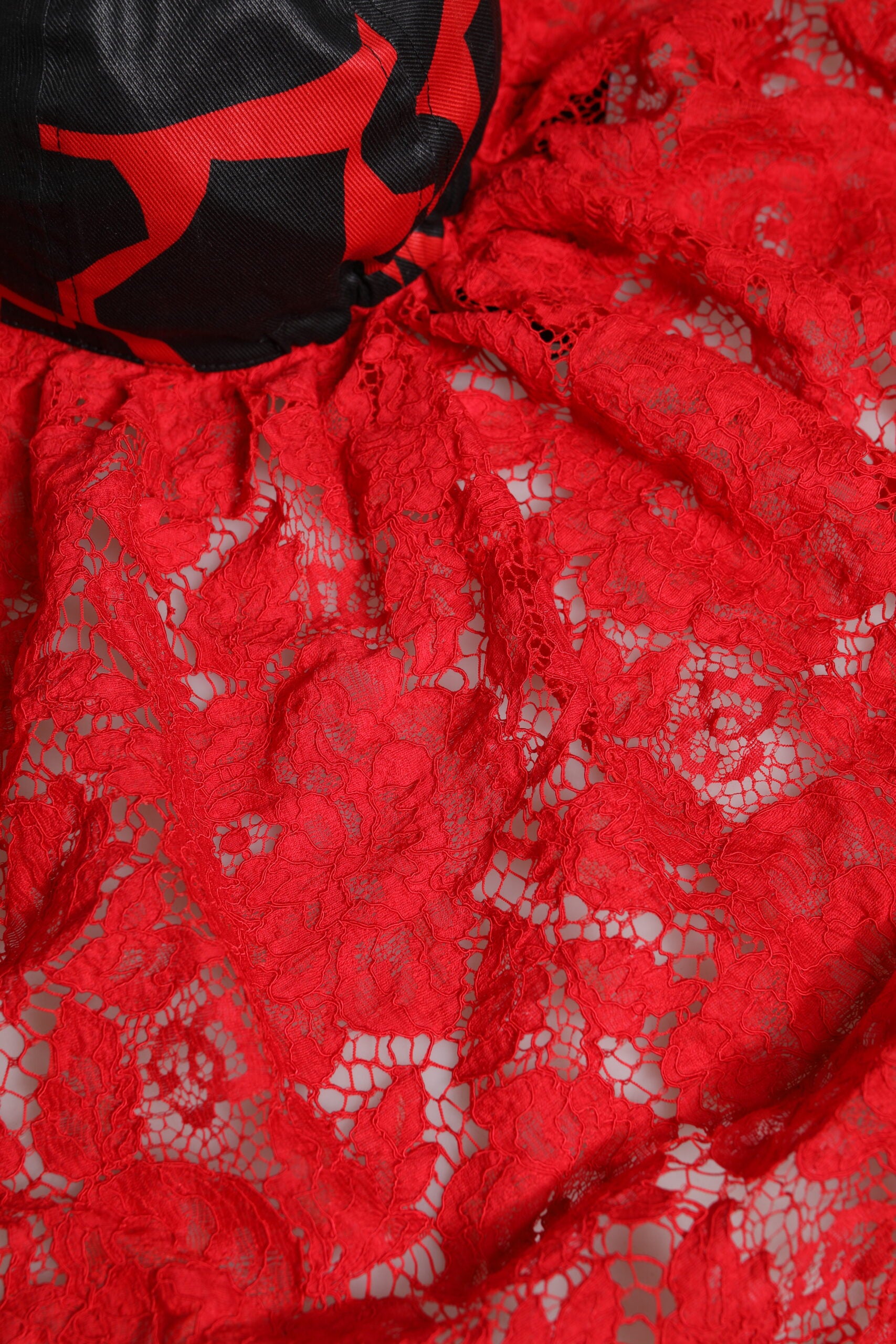Dolce & Gabbana Red Black Lace Tulle Cotton Baseball Cap Dolce & Gabbana