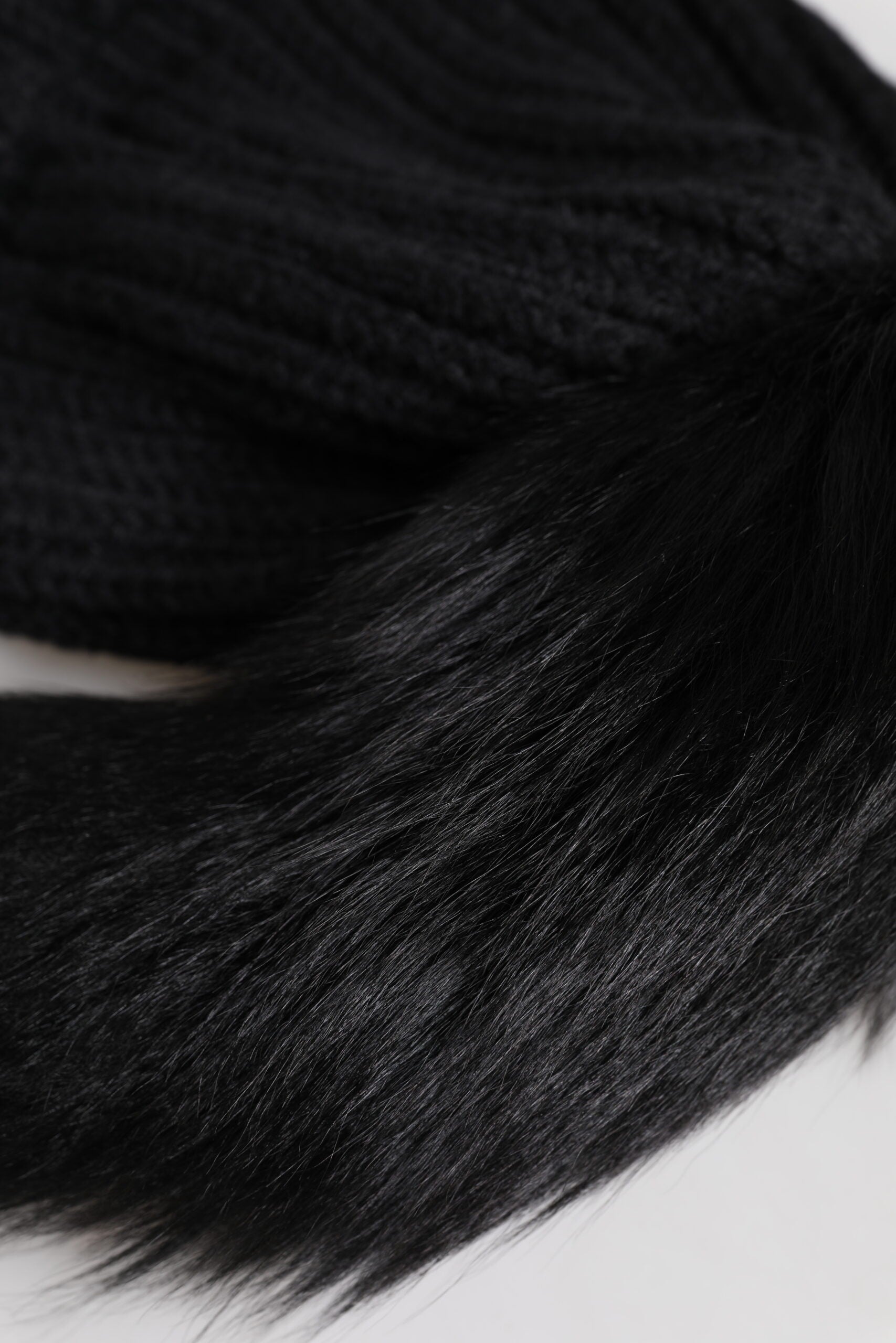 Dolce & Gabbana Black Acrylic Knitted Fur Winter Beanie Hat Dolce & Gabbana