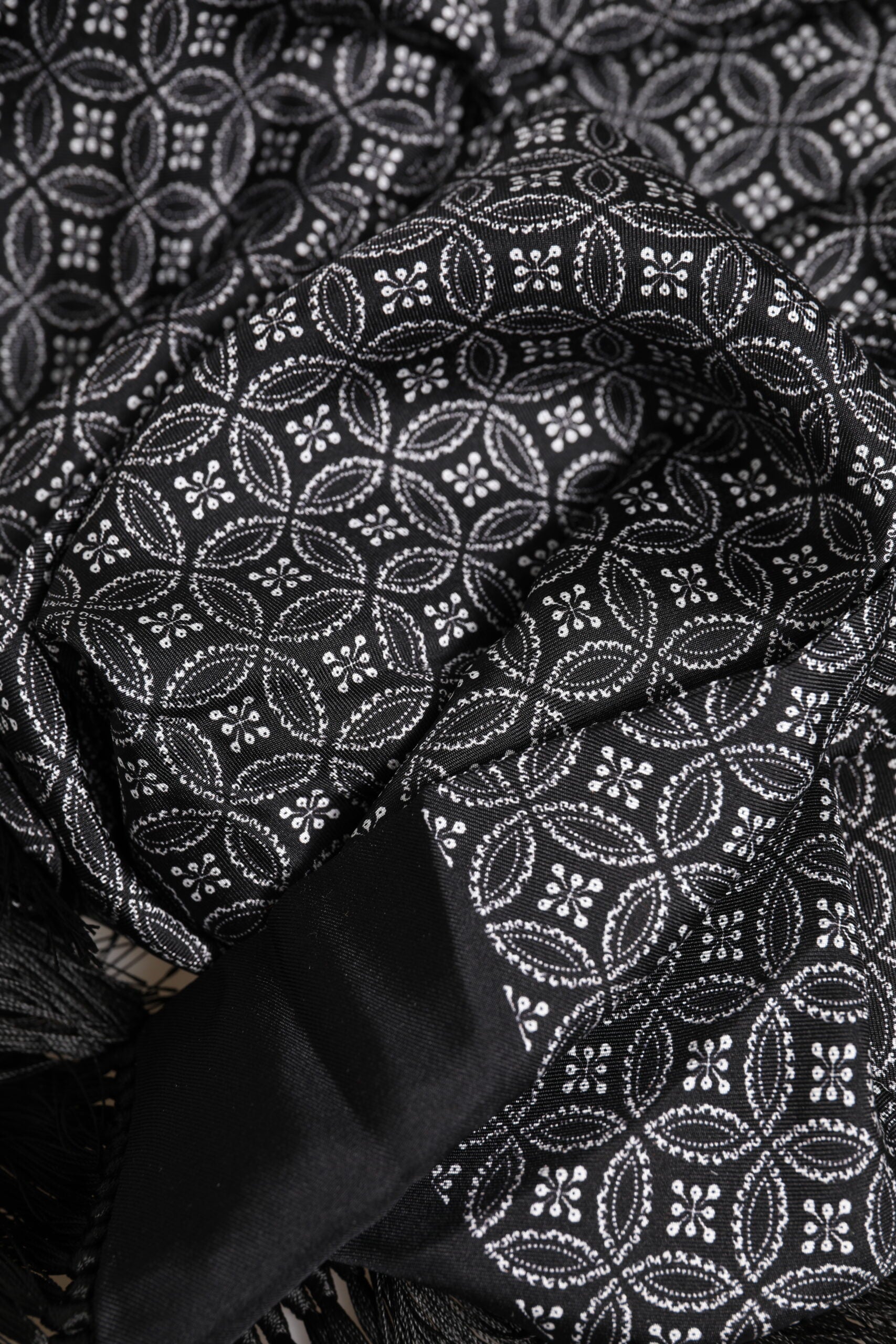 Dolce & Gabbana Black Patterned Fringes Men Foulard Scarf Dolce & Gabbana