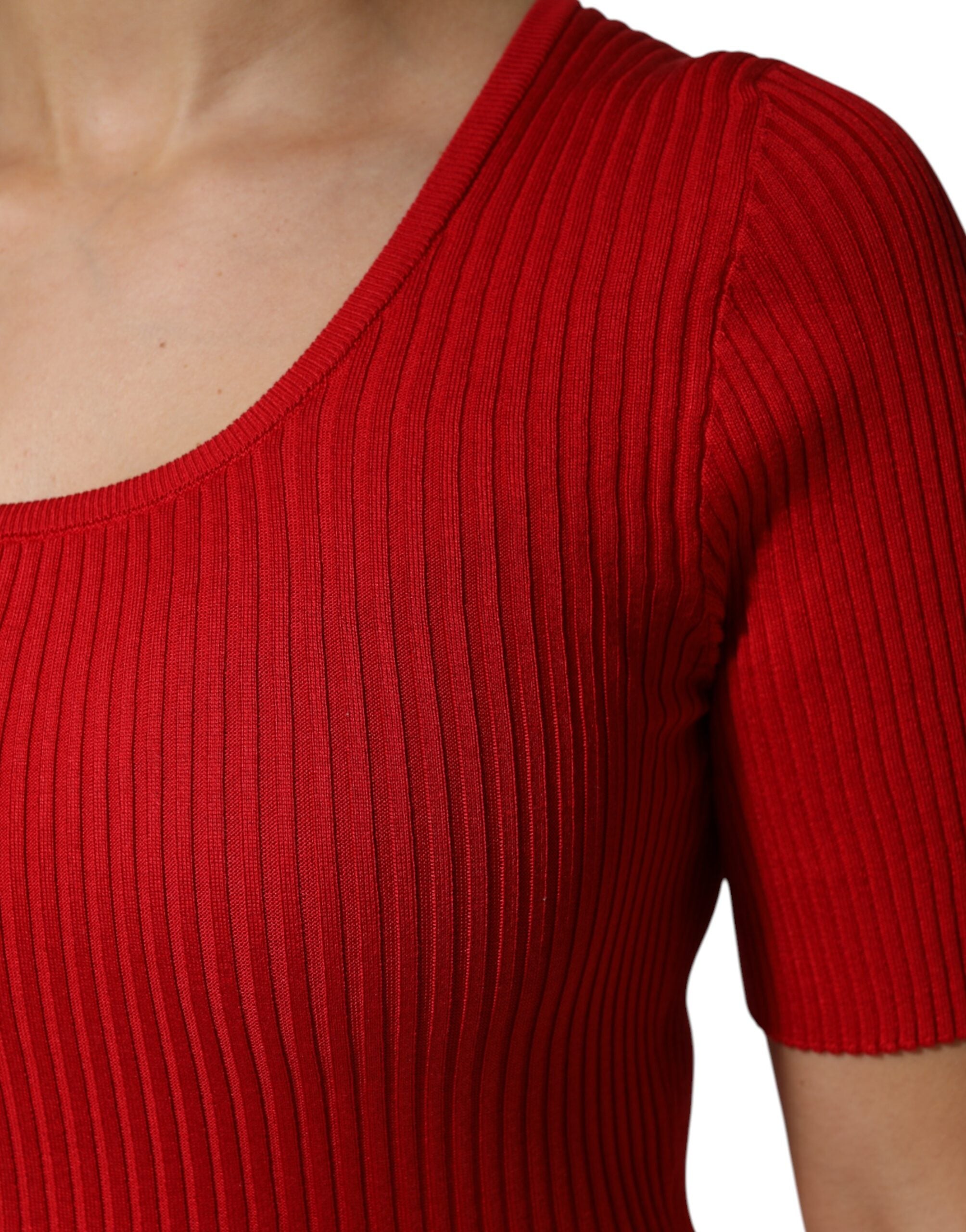 Dolce & Gabbana Red Round Neck Short Sleeves Pullover Top Dolce & Gabbana