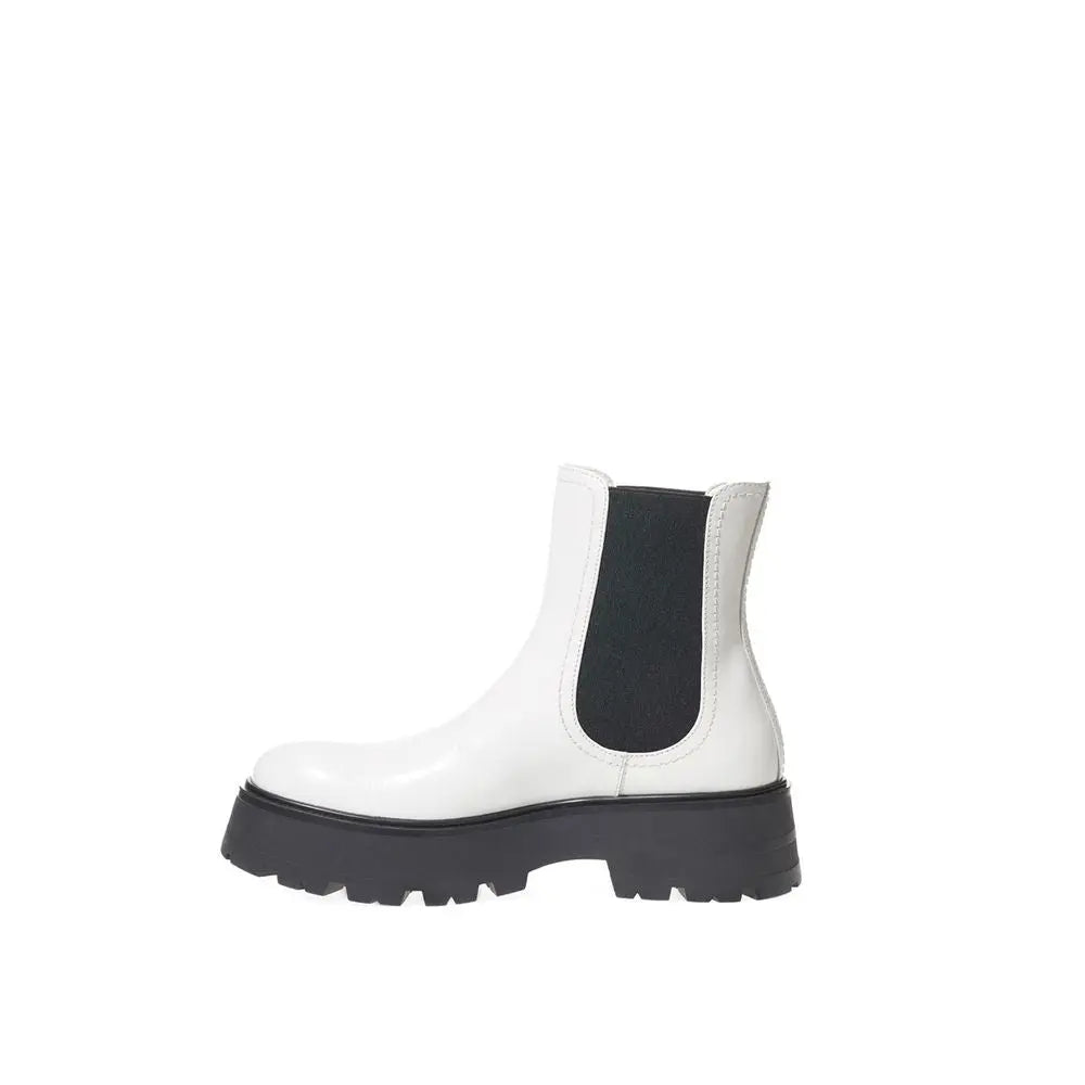 Alexander McQueen Black And White Leather Chelsea Boots Alexander McQueen