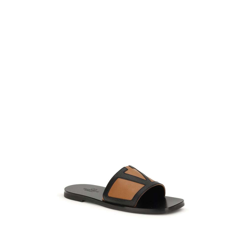 Valentino Garavani Black Calf Leather Bos Taurus Flat Sandals Valentino Garavani