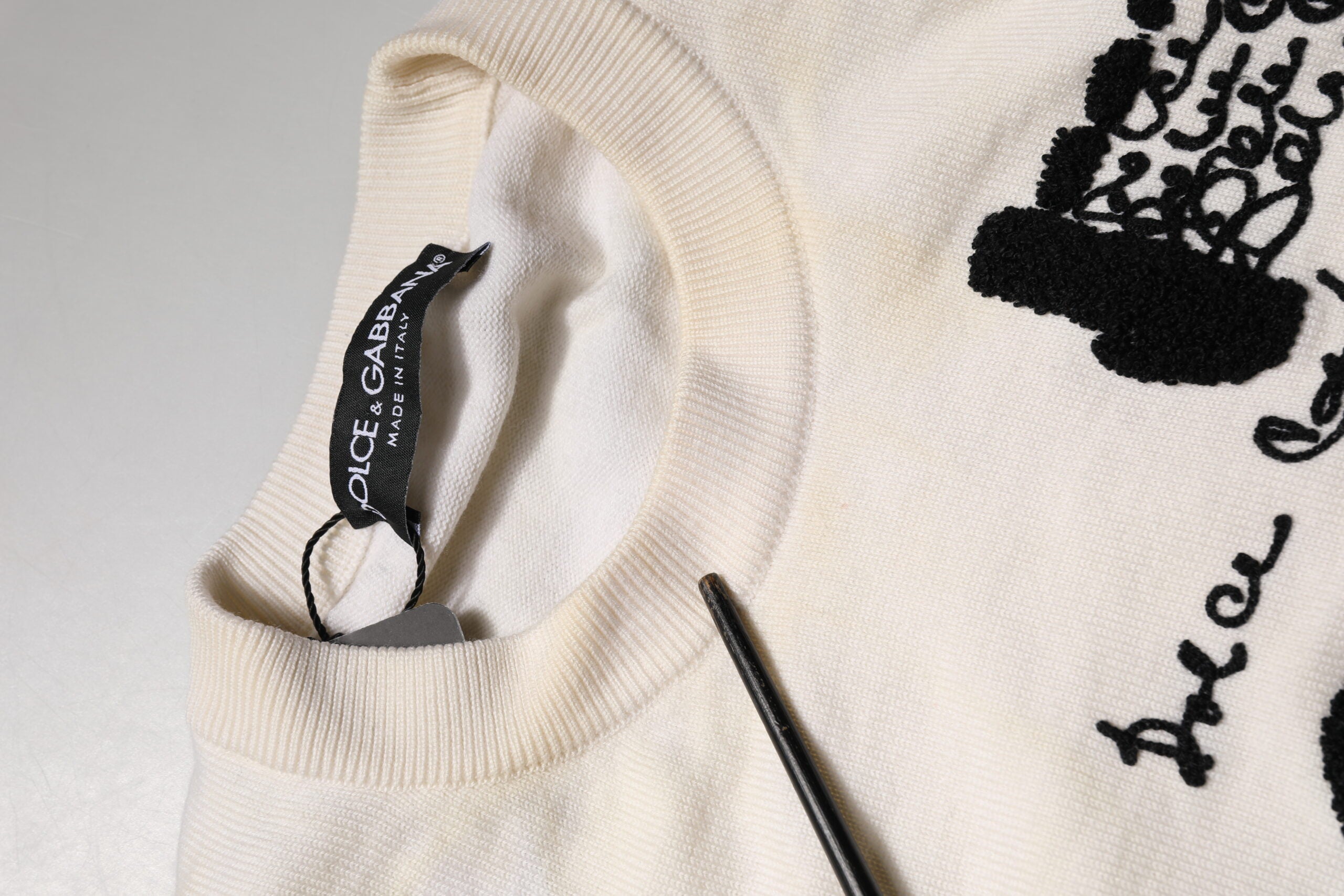 Dolce & Gabbana White Virgin Wool Graphic Logo Crewneck Sweater Dolce & Gabbana