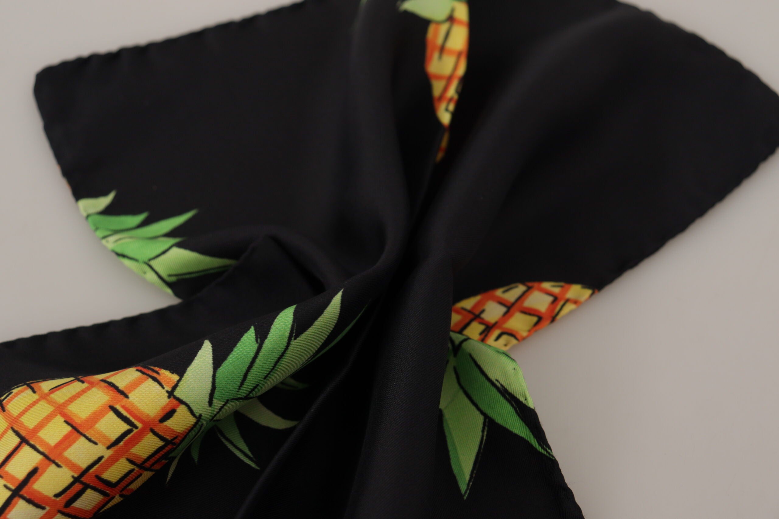 Dolce & Gabbana Black Pineapple Printed Square Handkerchief  Scarf Dolce & Gabbana