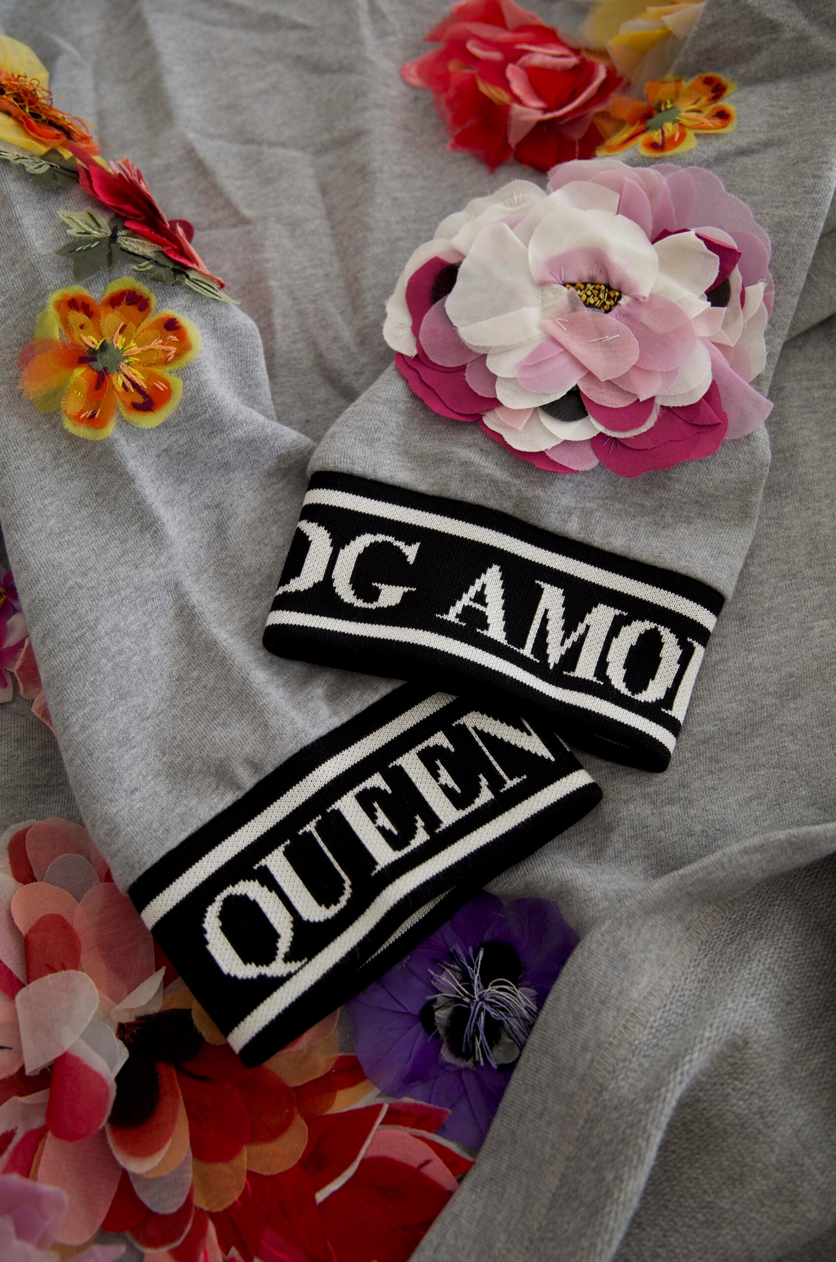 Dolce & Gabbana Gray DG Amore Queen Floral Pullover Sweater Dolce & Gabbana