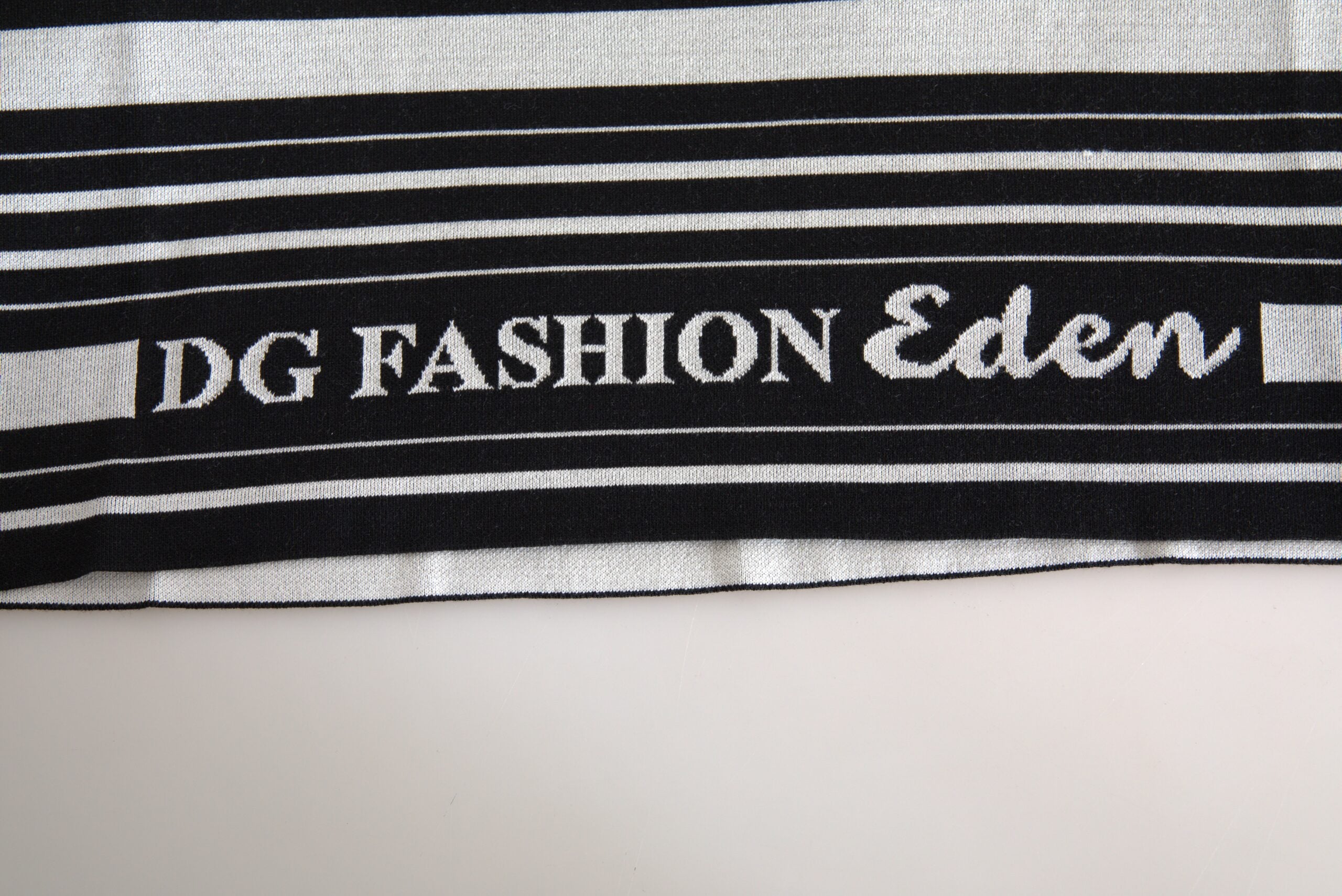 Dolce & Gabbana White Cotton DG Fashion Crew Neck Tee T-shirt Dolce & Gabbana