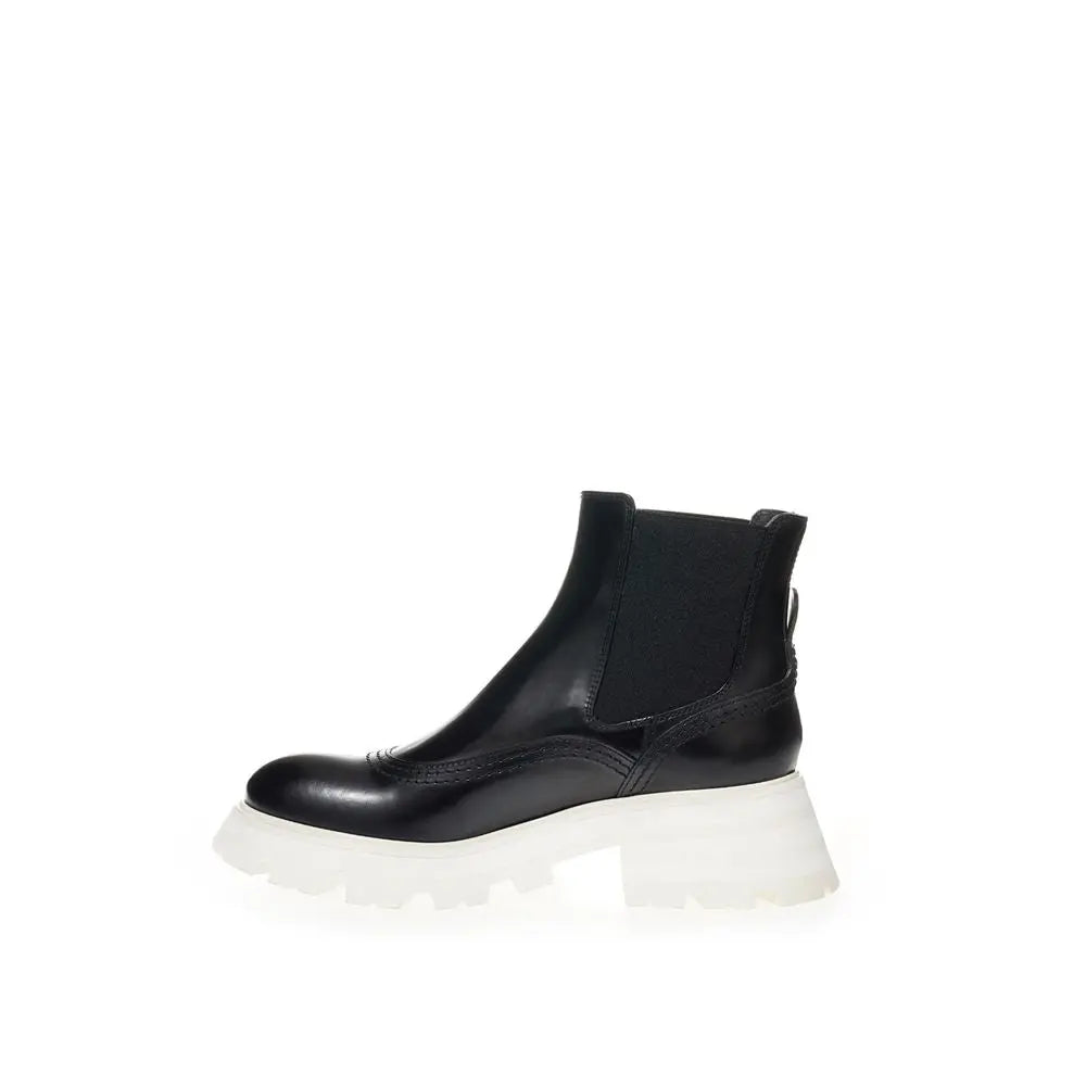 Alexander McQueen Black Leather Chelsea Boots Alexander McQueen