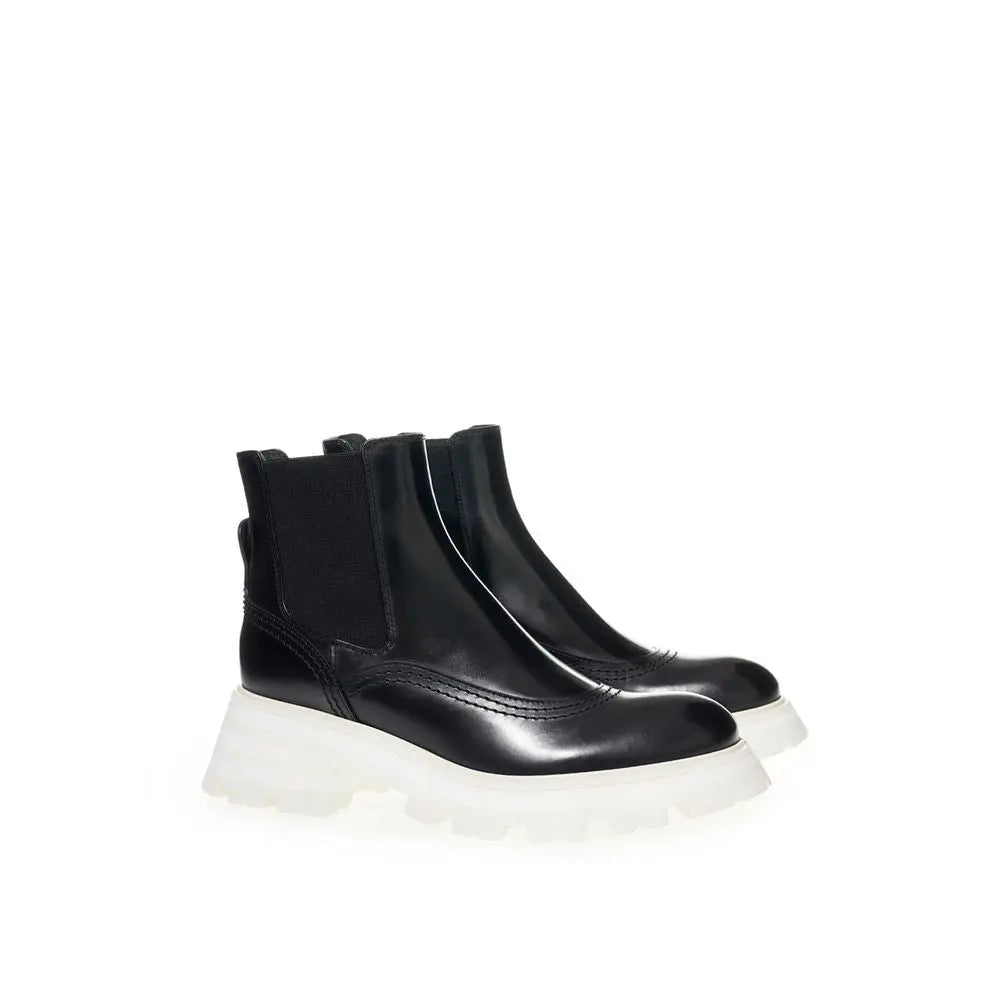 Alexander McQueen Black Leather Chelsea Boots Alexander McQueen