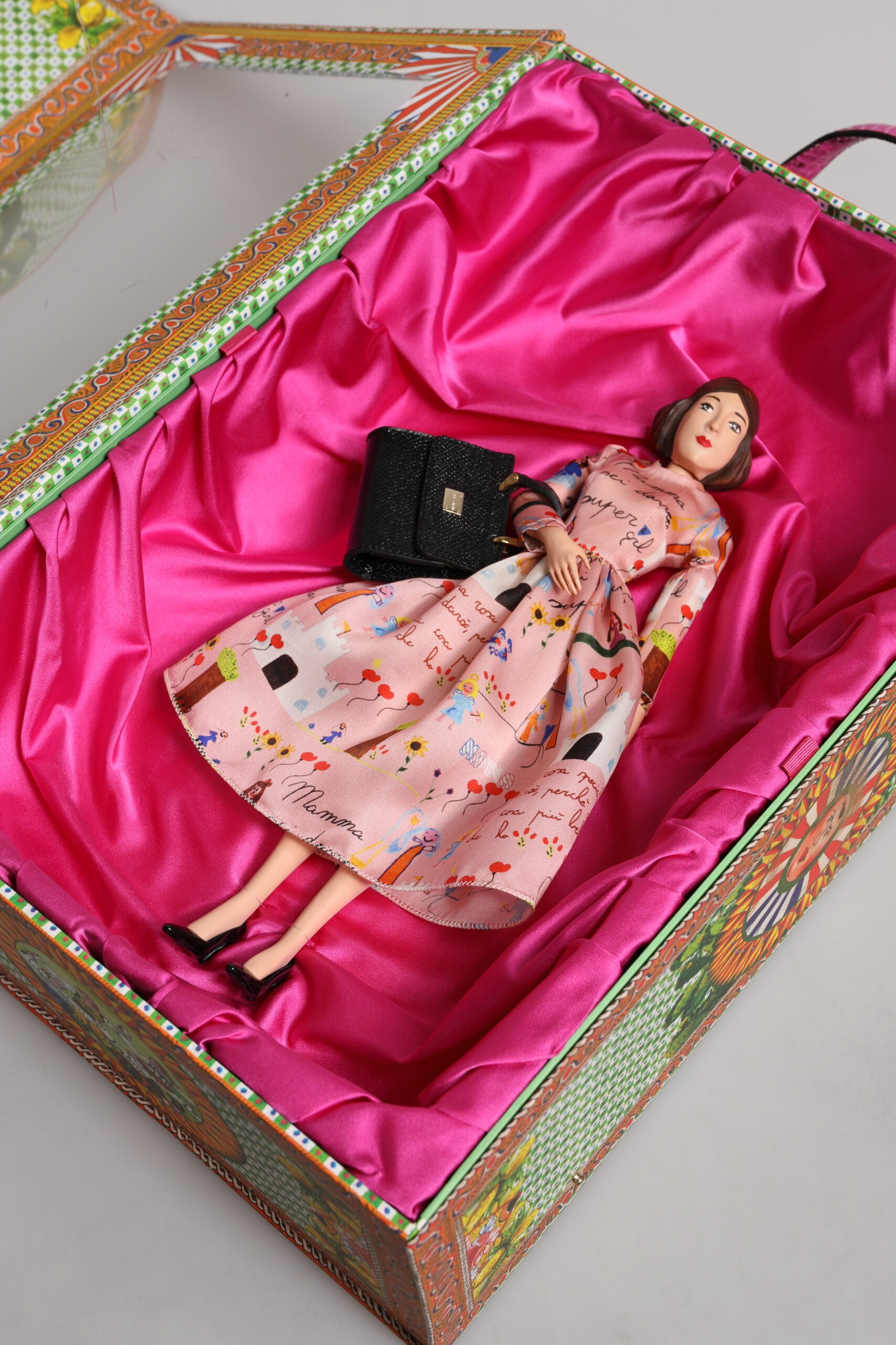Dolce & Gabbana Pink Dress Ceramic Porcelain Fashion Leather Sicily Dolls Dolce & Gabbana