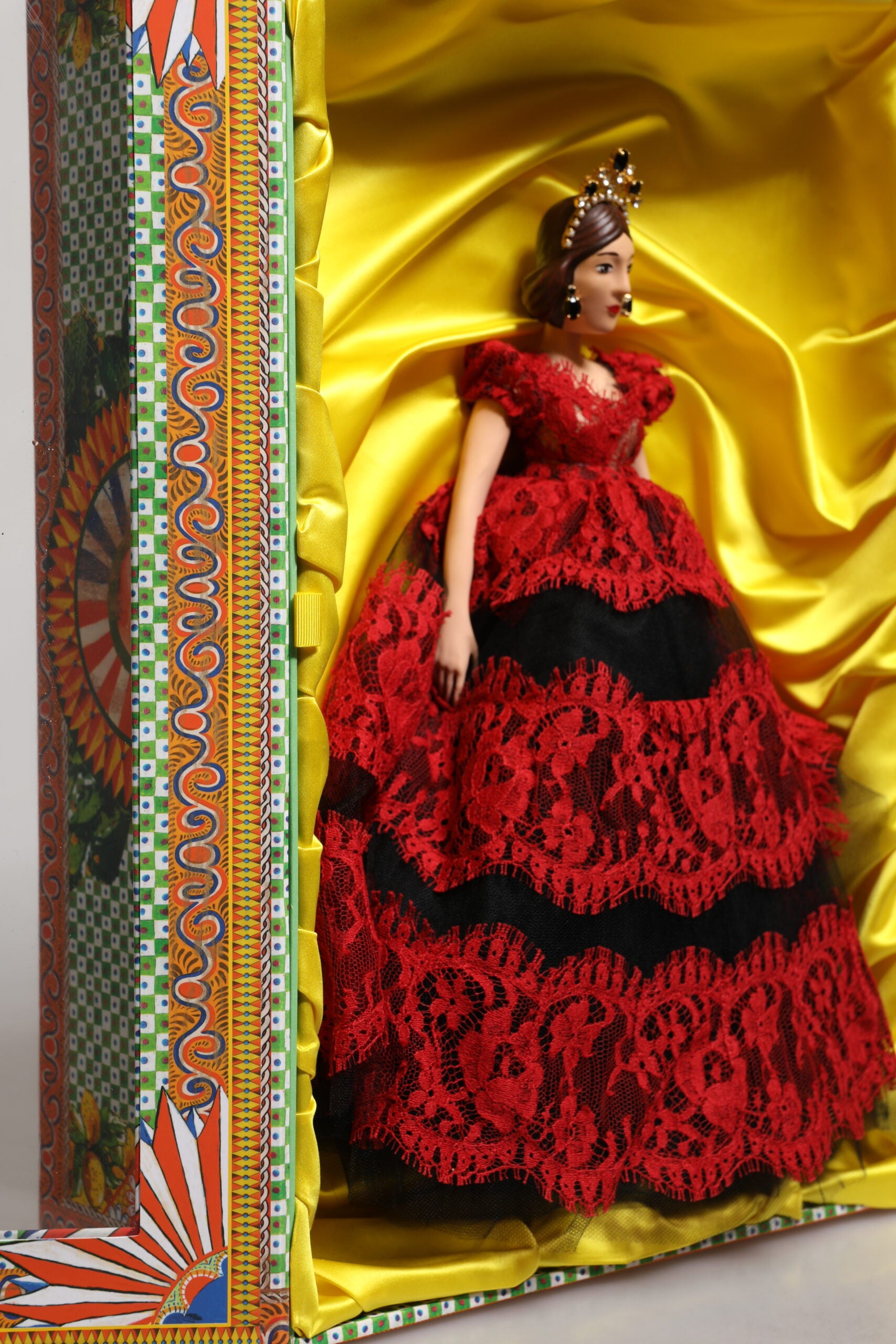 Dolce & Gabbana Red Dress Ceramic Porcelain Fashion Box Leather Sicily Dolls Dolce & Gabbana