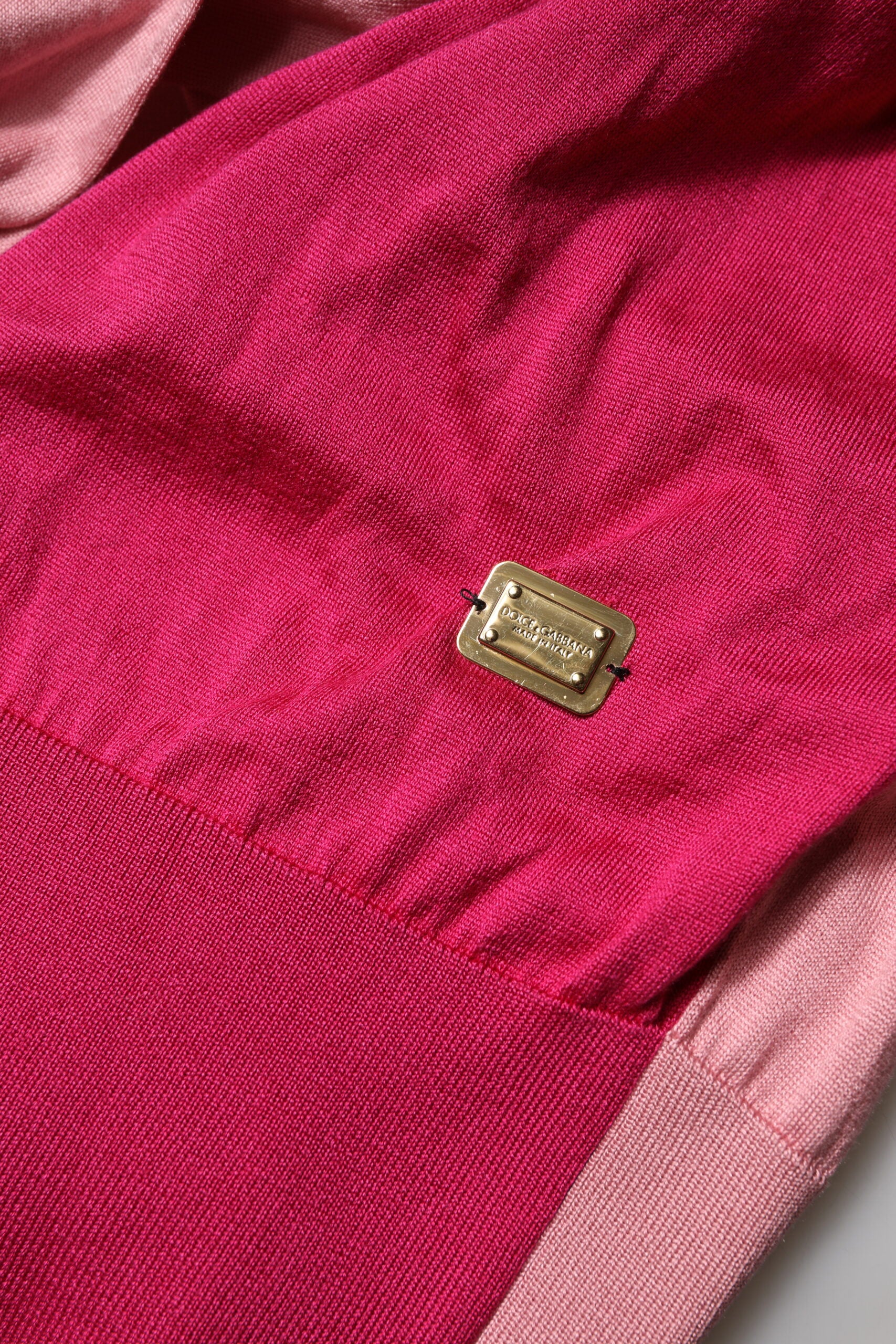 Dolce & Gabbana Pink Short Sleeves Buttoned Ascot Collar Top Dolce & Gabbana