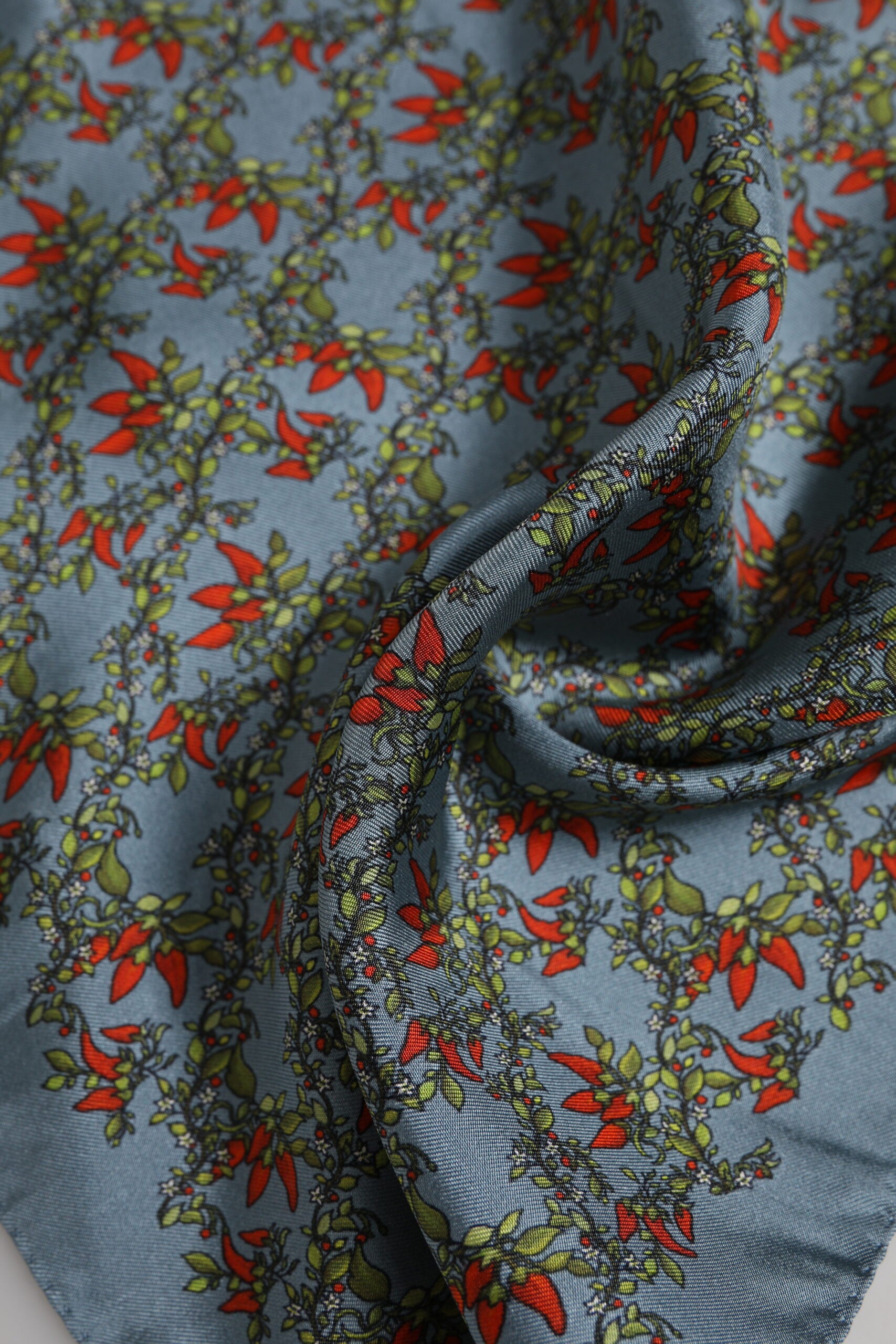 Dolce & Gabbana Gray Chilis Silk Square Men Foulard Scarf Dolce & Gabbana