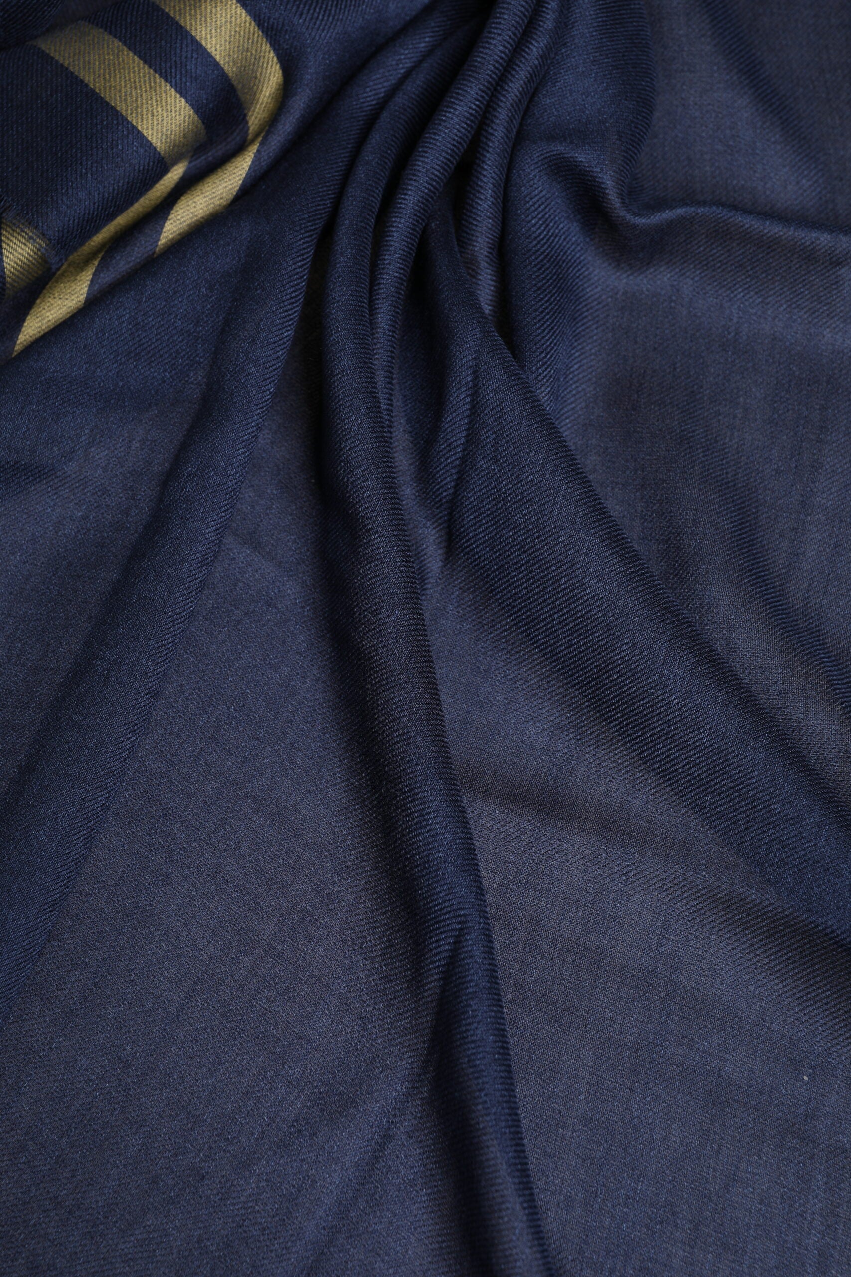 Dolce & Gabbana Blue Cashmere Neck Warmer Wrap Shawl Scarf Dolce & Gabbana
