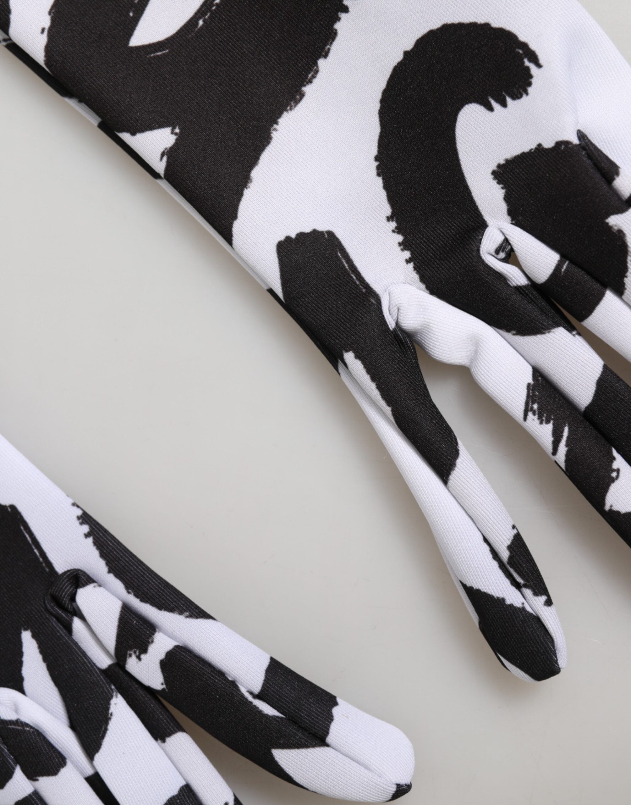 Dolce & Gabbana Black White DG Logo Elbow Length Mitten Gloves Dolce & Gabbana