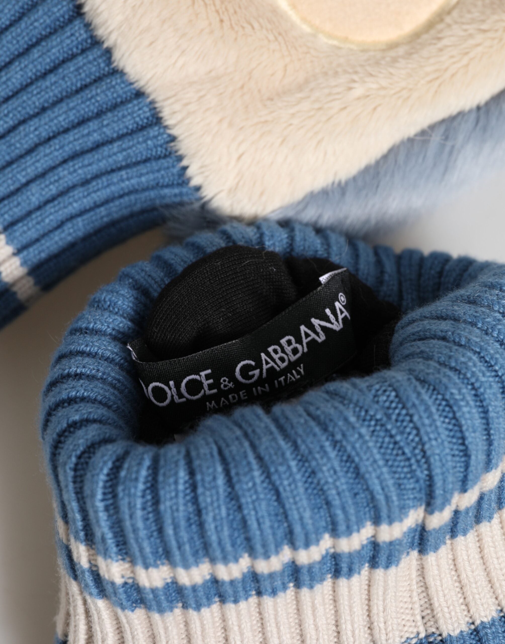 Dolce & Gabbana Blue Acrylic Knitted Fur Wrist Mitten Gloves Dolce & Gabbana