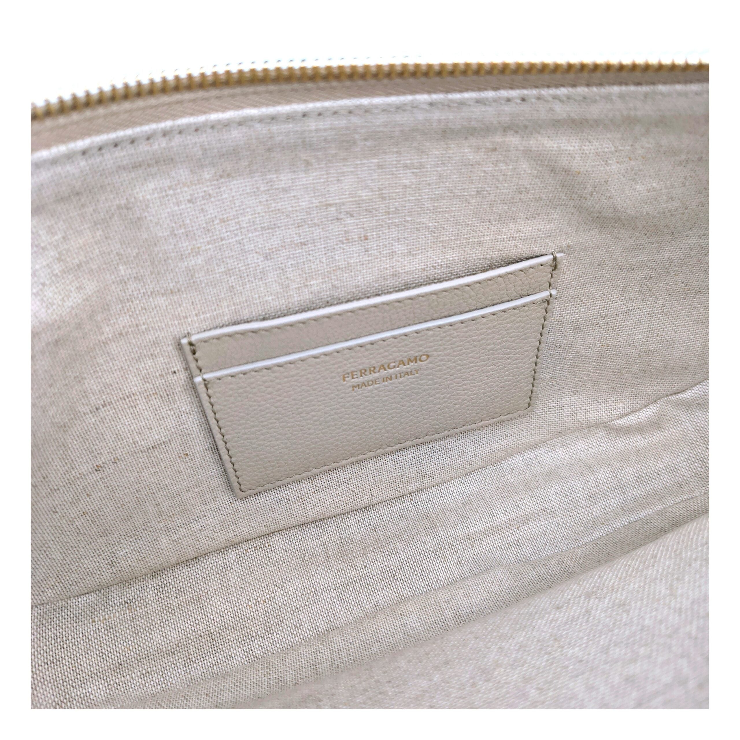 Salvatore Ferragamo Gray Leather Shoulder Bag Salvatore Ferragamo