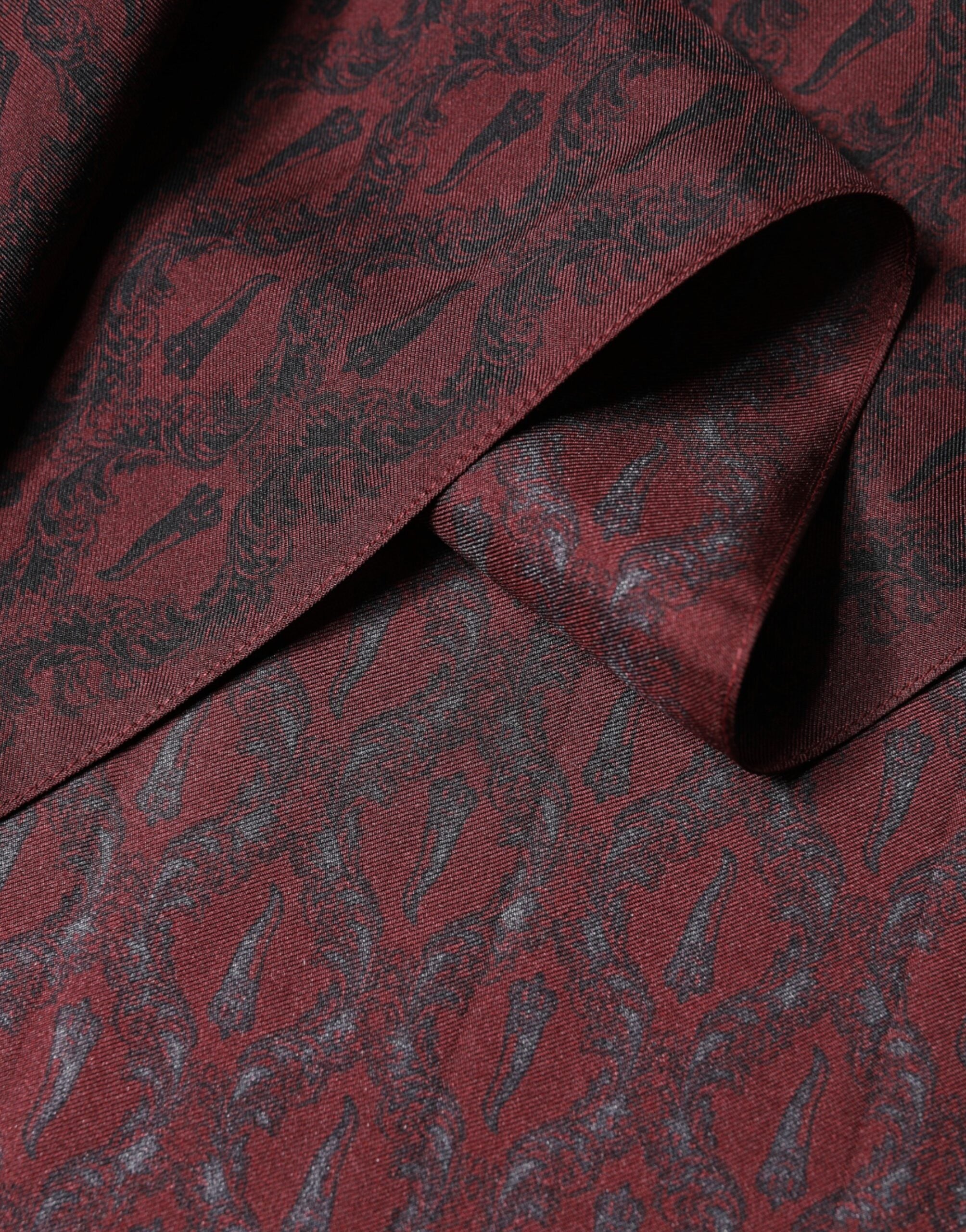 Dolce & Gabbana Maroon Patterned Silk Wrap Foulard Men 133cm x 22cm Scarf Dolce & Gabbana